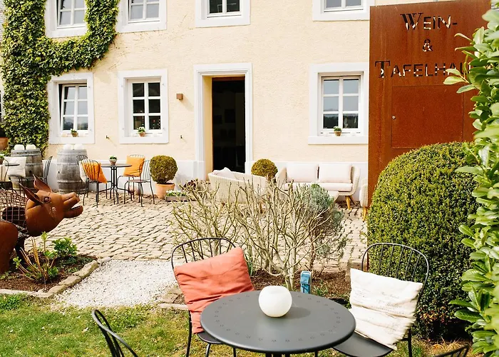 Wein- & Tafelhaus Hotel